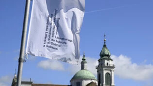 Vom 10. bis 12. Mai wird Solothurn wieder zur Pilgerstätte für Literaturfans. Die 46. Solothurner Literaturtage stellen dann zur Debatte, was Autorinnen und Autoren aus der Schweiz und dem Ausland zwischen Mai 2023 und Mai 2024 geschrieben haben. Jetzt…