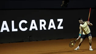 Fällt erneut verletzt aus: Wie im letzten Jahr fehlt Carlos Alcaraz beim ersten Sand-Höhepunkt in Monte Carlo