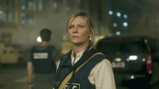 Schauspielerin Kirsten Dunst spielt in "Civil War" eine Fotojournalistin. Für sie ist der Film ein Antikriegsfilm. (Archivbild)