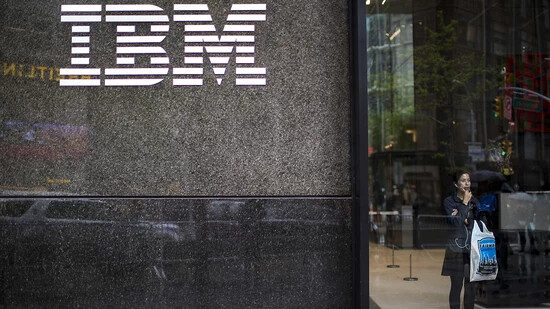 Der Gewinn des Computer-Konzerns IBM stieg unterm Strich auf 1,6 Milliarden Dollar von 934 Millionen Dollar ein Jahr zuvor. (Archivbild)